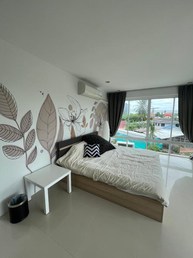 Nai Harn The Chu Cafe / Guesthouse מראה חיצוני תמונה