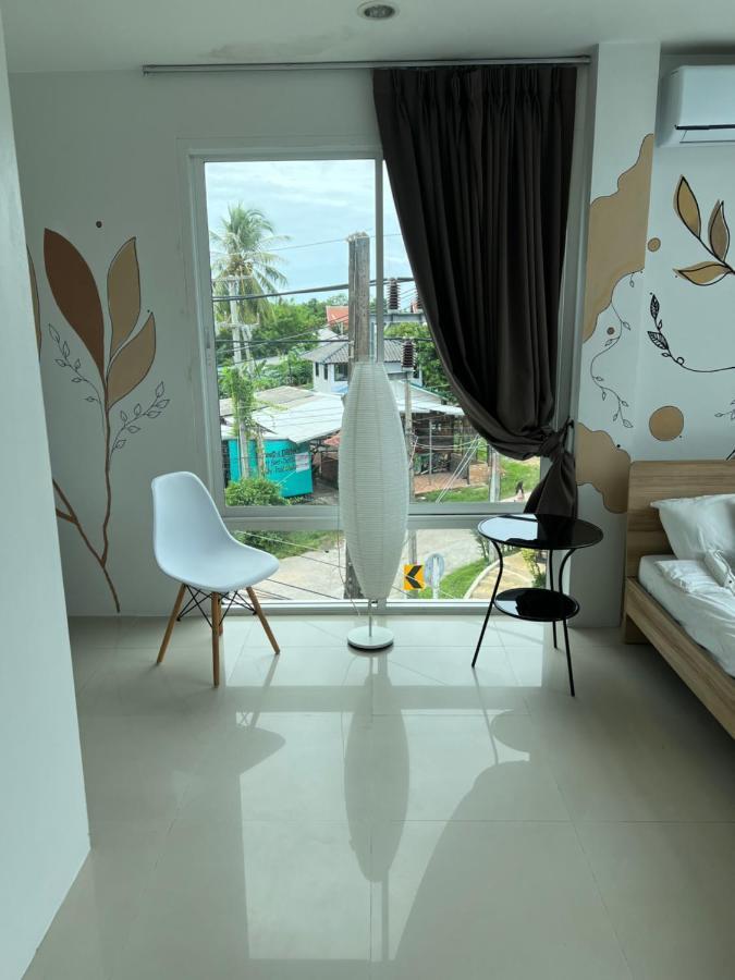 Nai Harn The Chu Cafe / Guesthouse מראה חיצוני תמונה